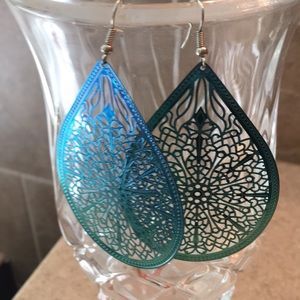 Metallic Dangle Earrings please bundle